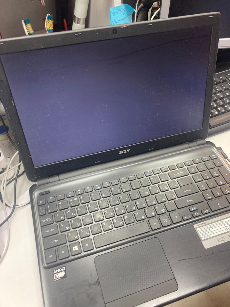 Ноутбук Acer Aspire E1-522