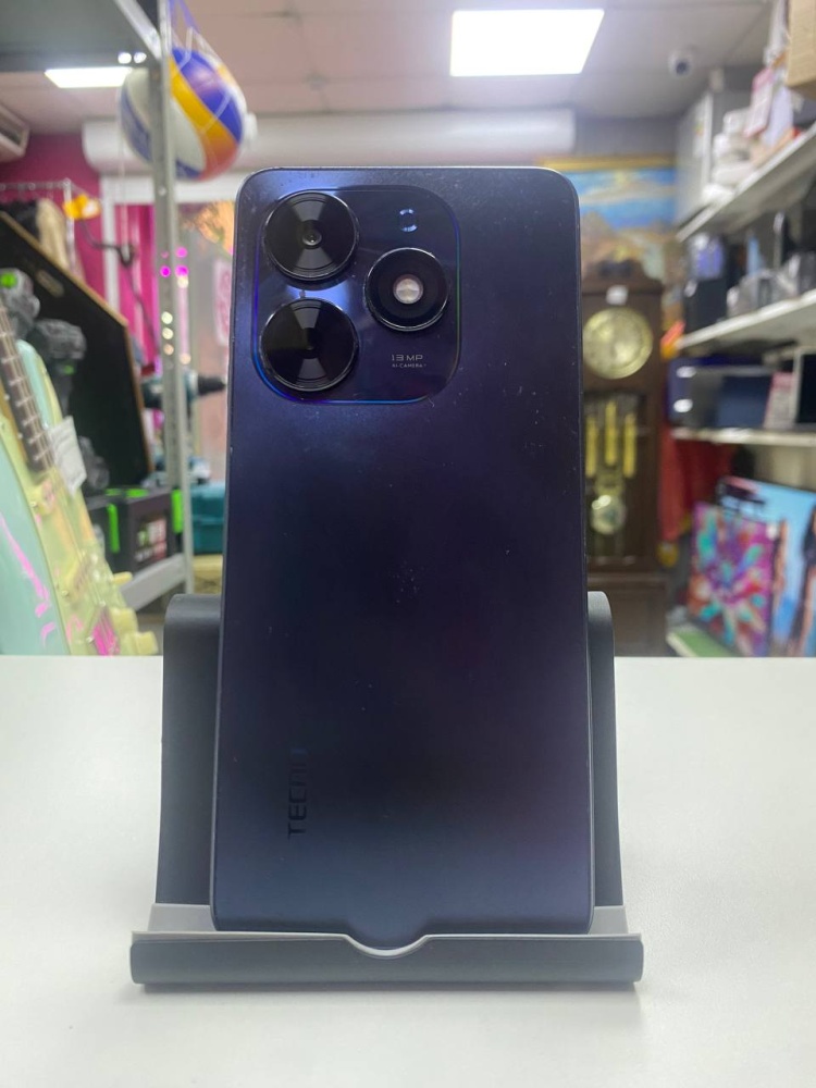 Мобильный телефон Tecno Spark Go 2024 64gb