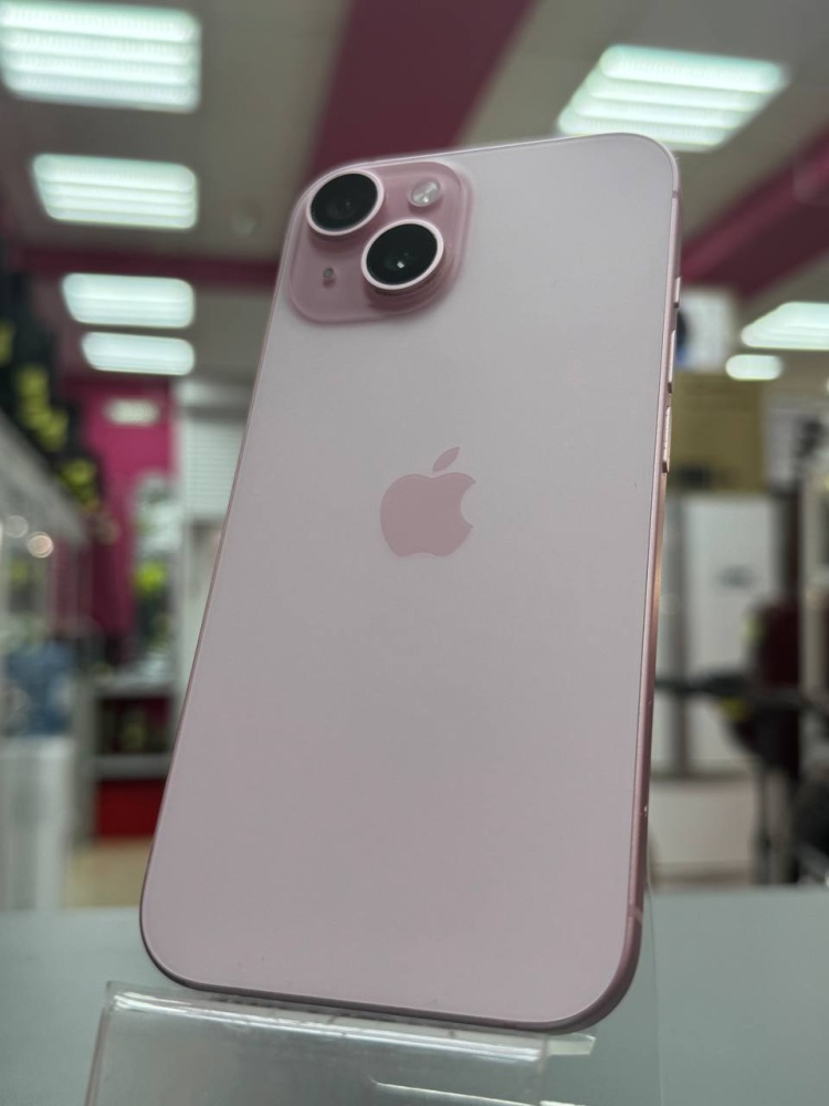 Смартфон iPhone 15 128