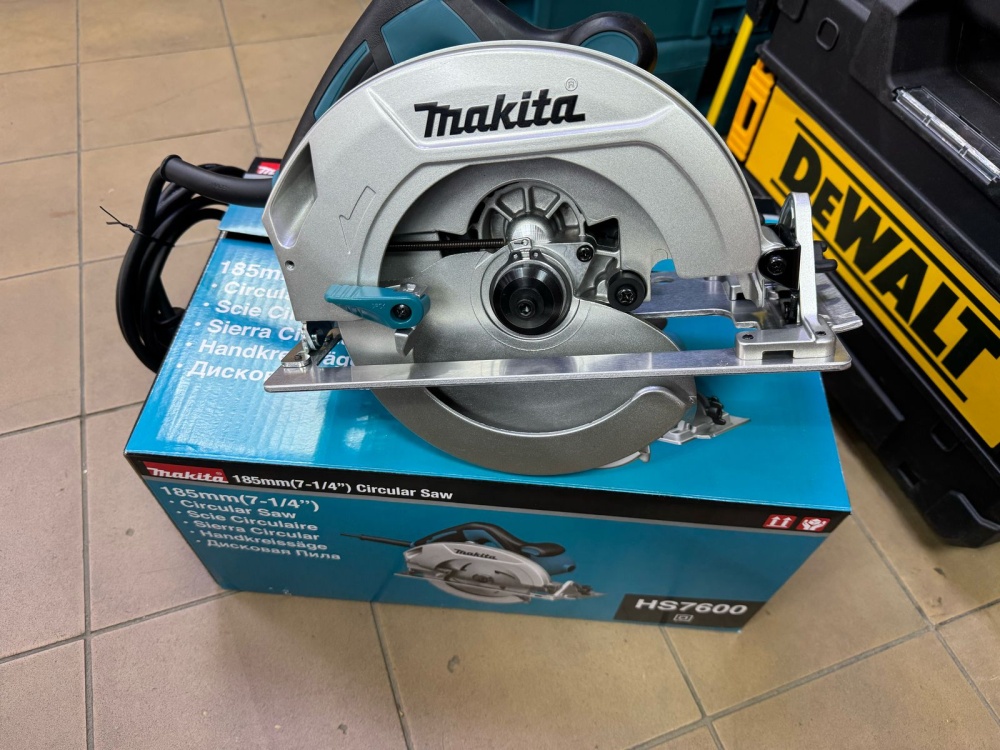 Циркулярная пила Makita hs7600