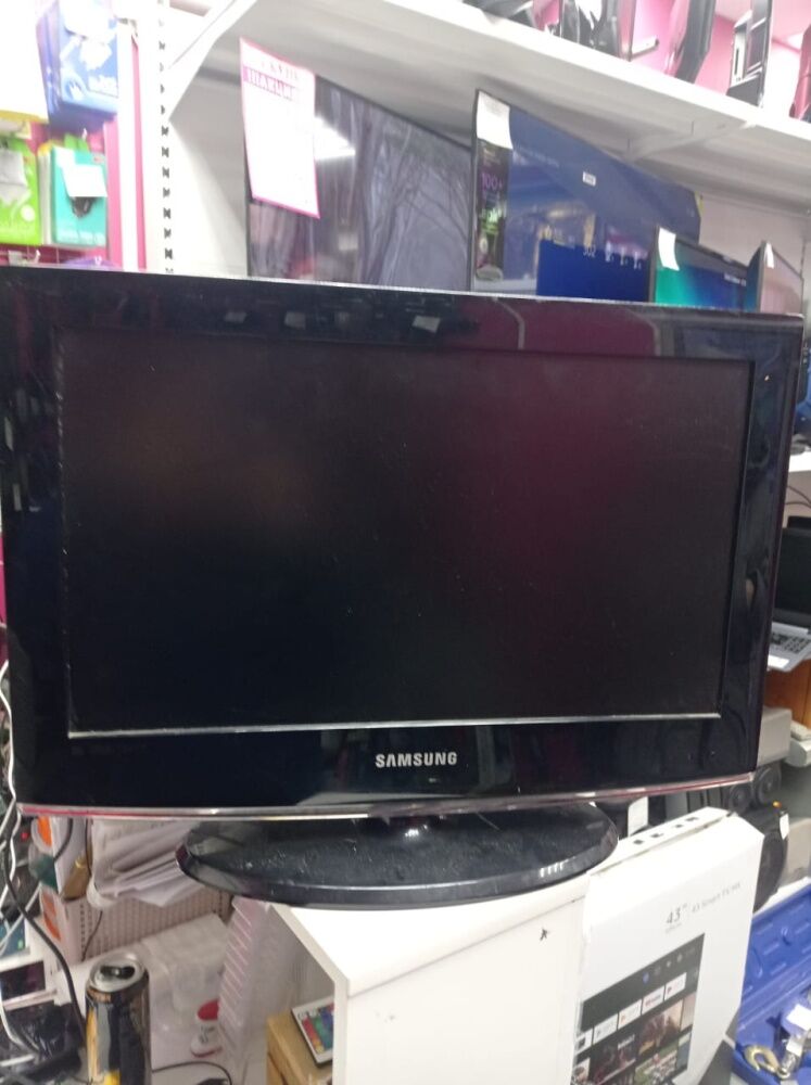 Телевизор Samsung LE22B450C8WXRU