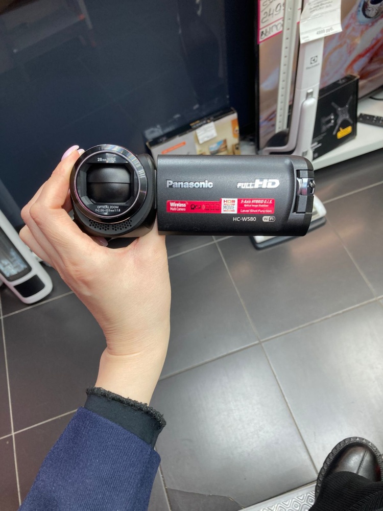 Видеокамера Panasonic HC-W580