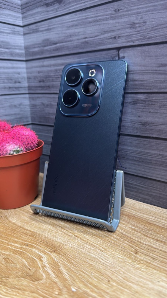 Мобильный телефон Infinix HOT 40PRO 8/256