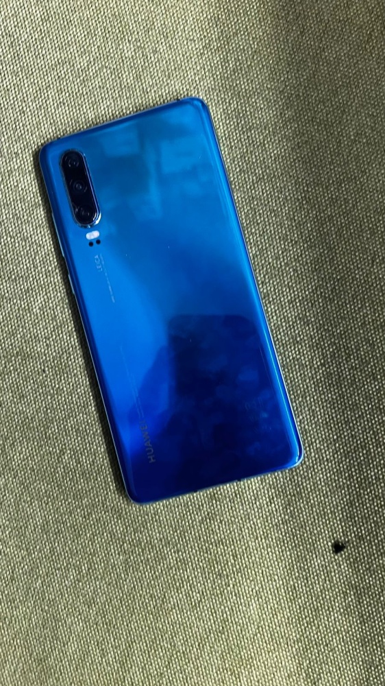 Смартфон Huawei P30 6/128