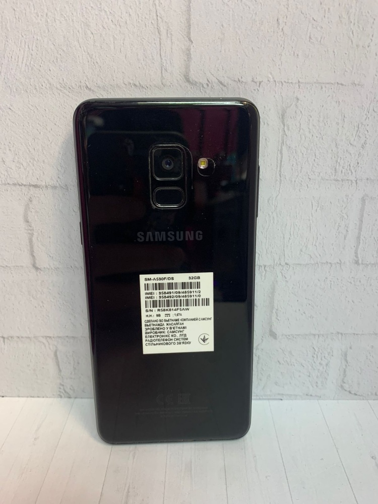 Смартфон Samsung A8 2018 32gb