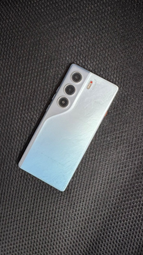 Tecno canon 40 12/256