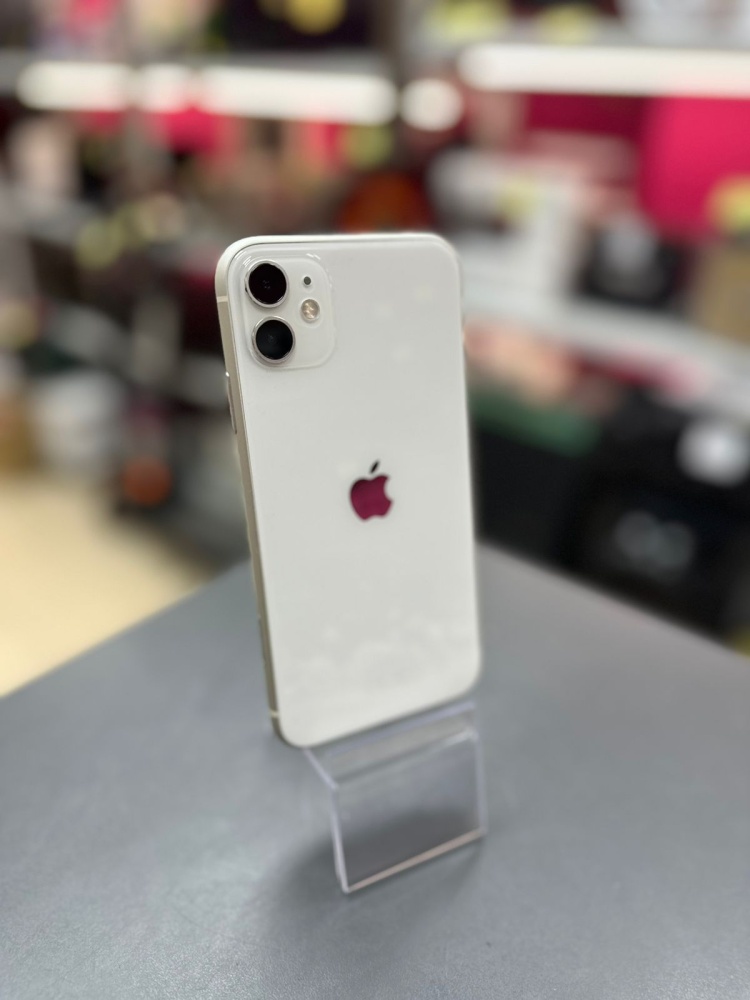 Смартфон iPhone 11 128 Gb
