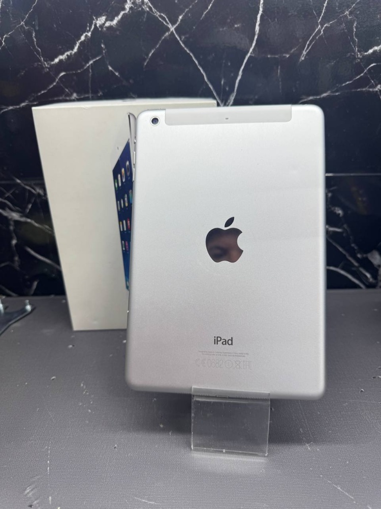 Планшет Apple iPad mini 2 A1490