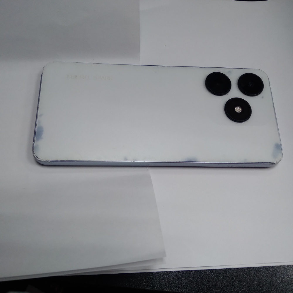 Мобильный телефон Tecno spark 10 8\128