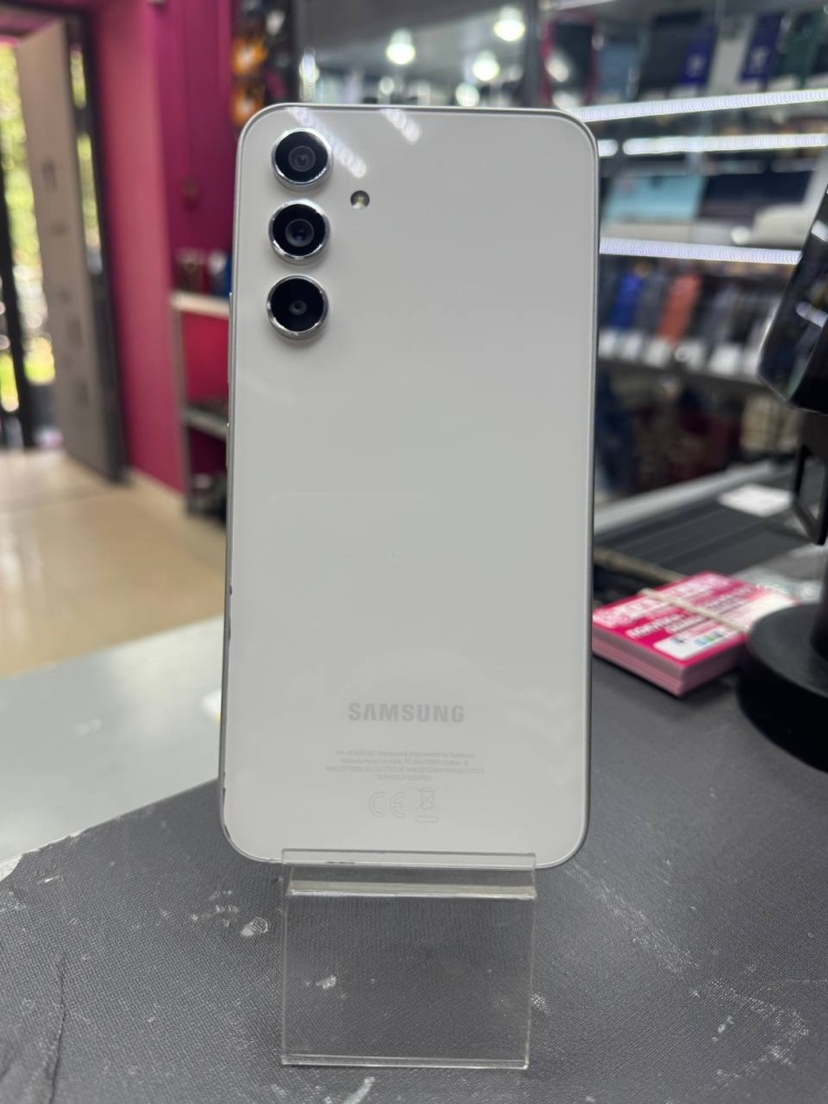 Смартфон Samsung A54
