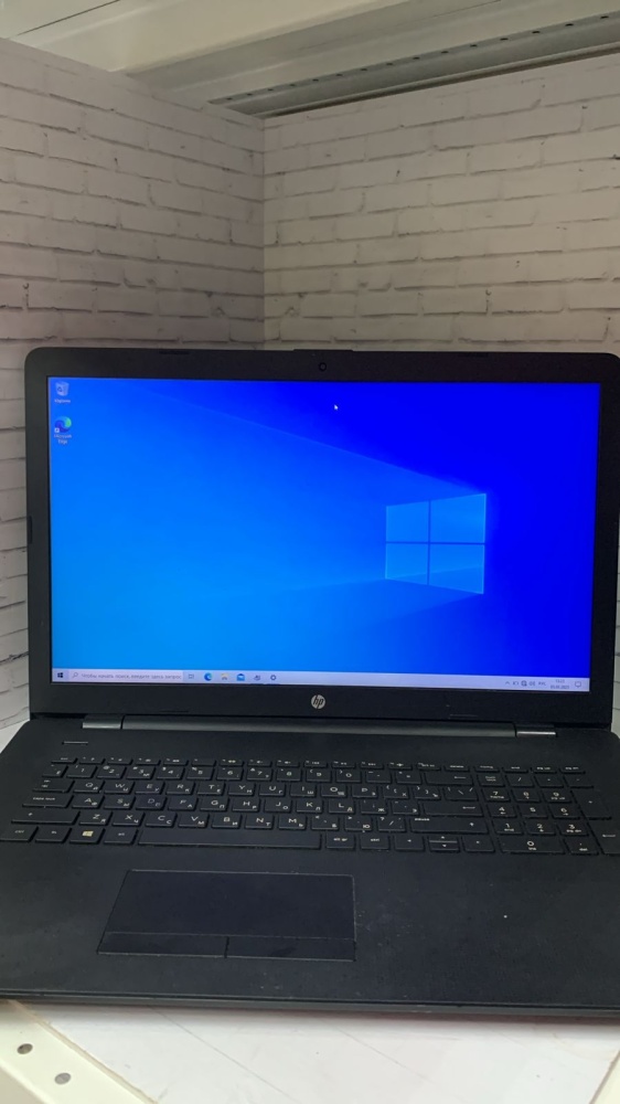 Ноутбук HP Laptop 8/1тб