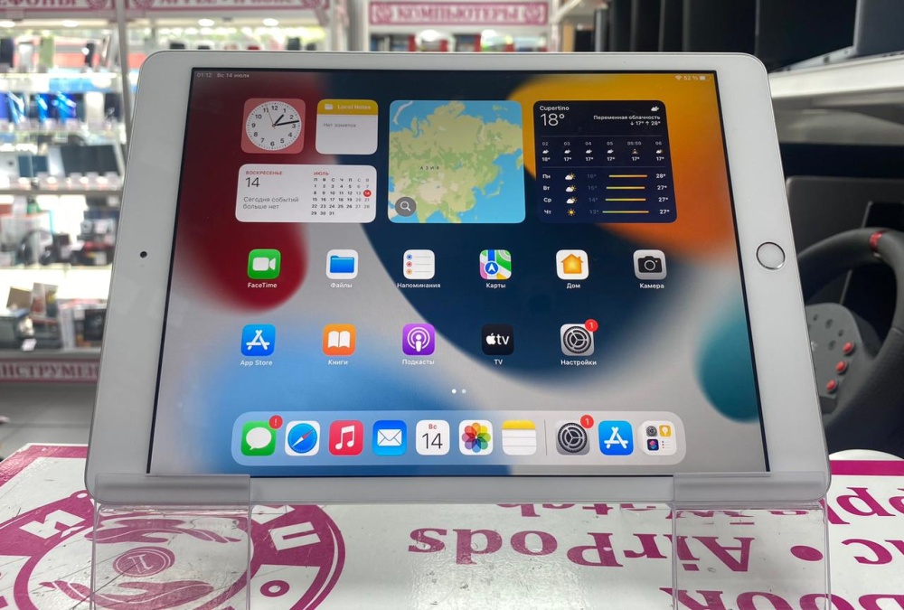 Планшет Apple iPad 8 128 GB
