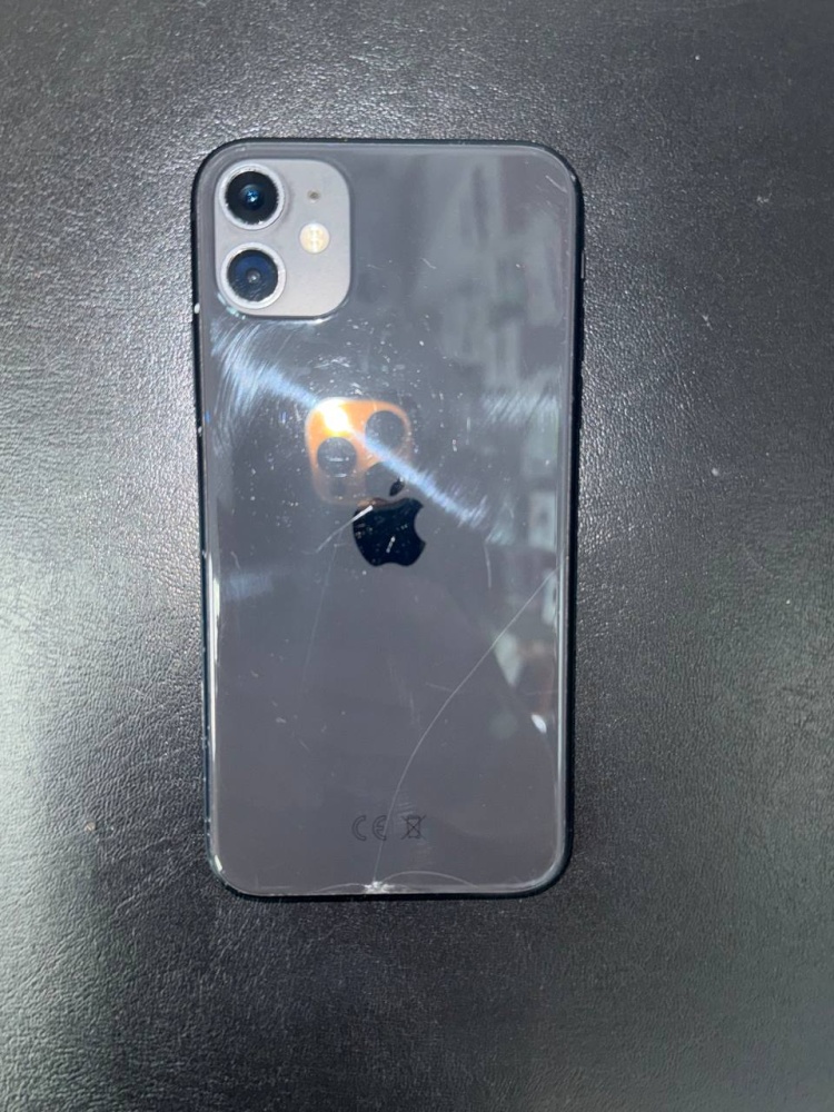 Смартфон iPhone 11 128 Gb