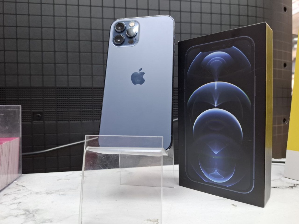 Смартфон iPhone 12 PRO 256 Gb