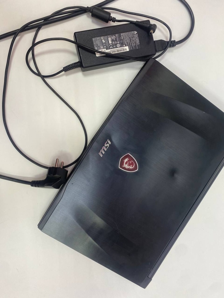 Ноутбук MSI (GP62M 7RDX-1660RU)