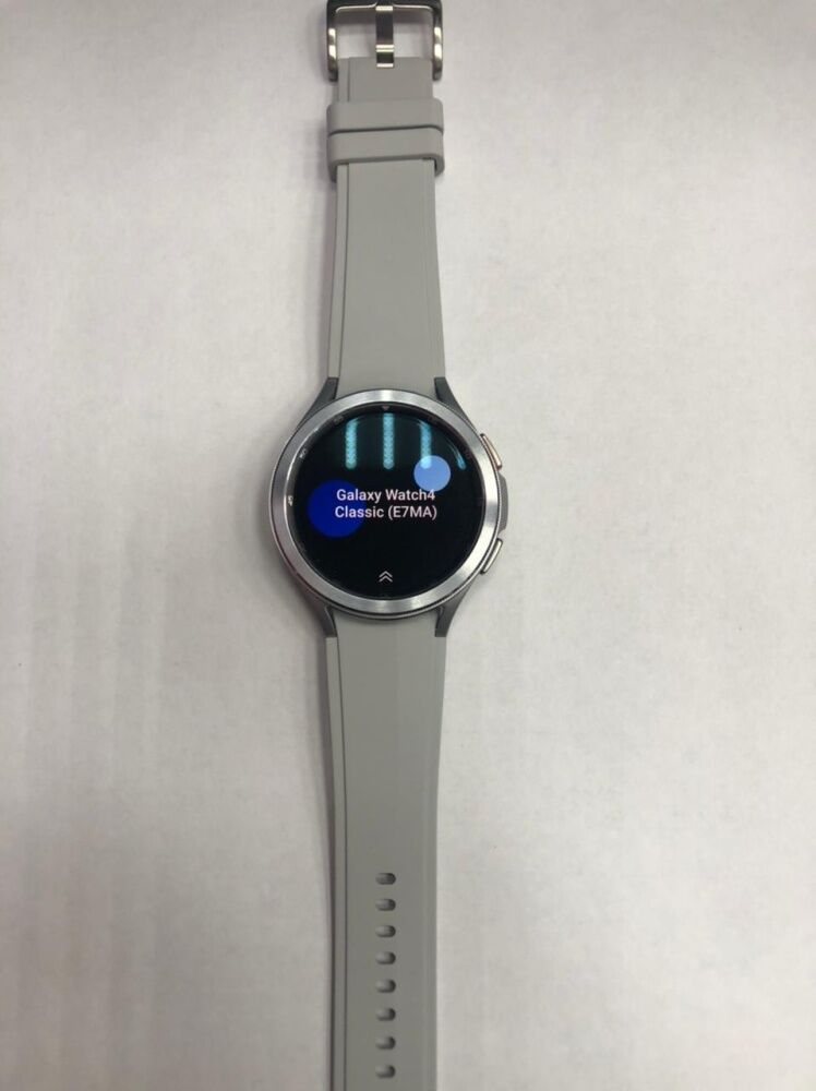 Смарт-часы Samsung Galaxy Watch4 Classic