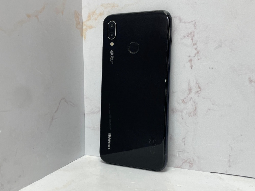 Смартфон Huawei P20 Lite 4/64