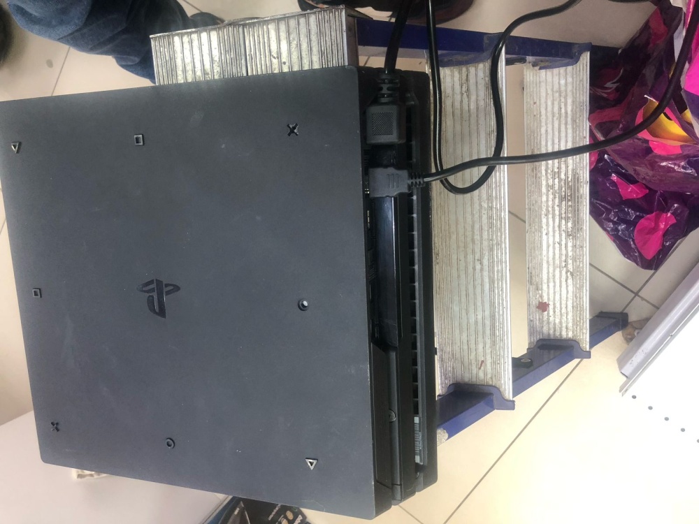 Игровая приставка Sony PlayStation 4 PRO 1T