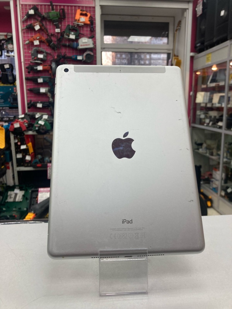 Планшет IPad A1823