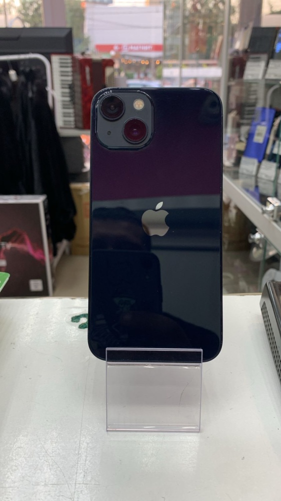 Смартфон iPhone 13 128 Gb