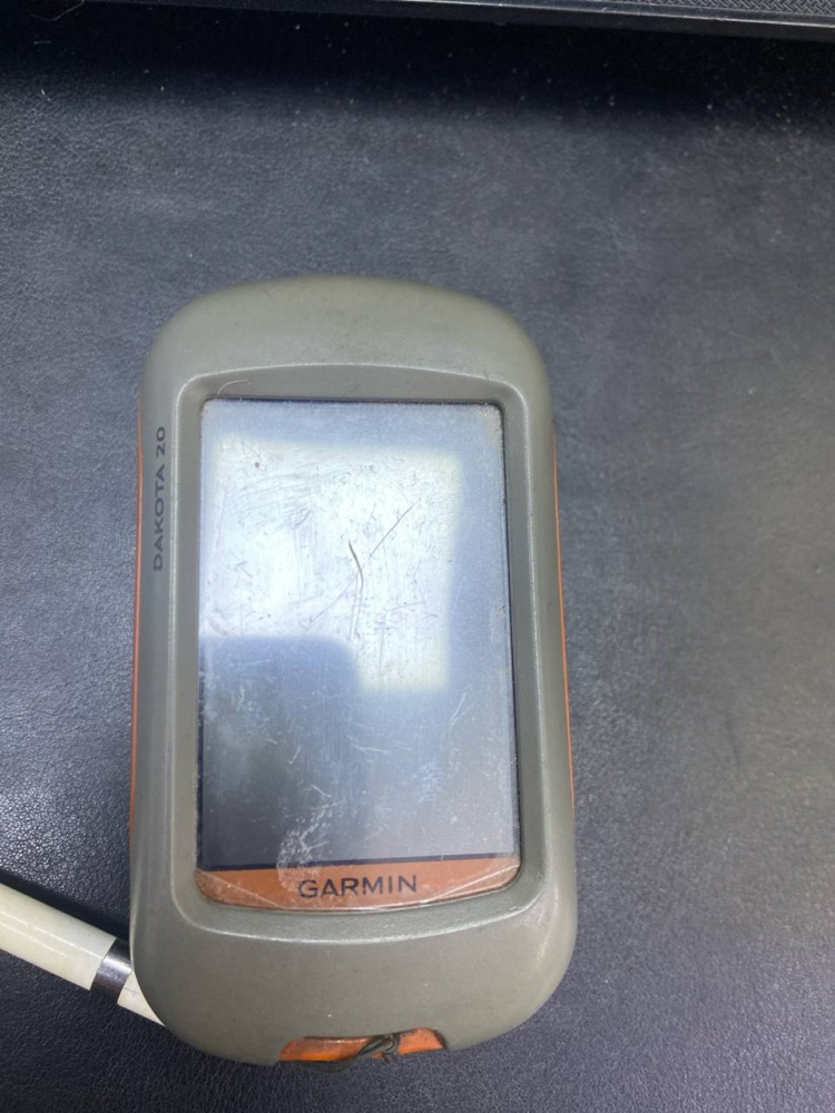 Навигатор Garmin Dakota 20