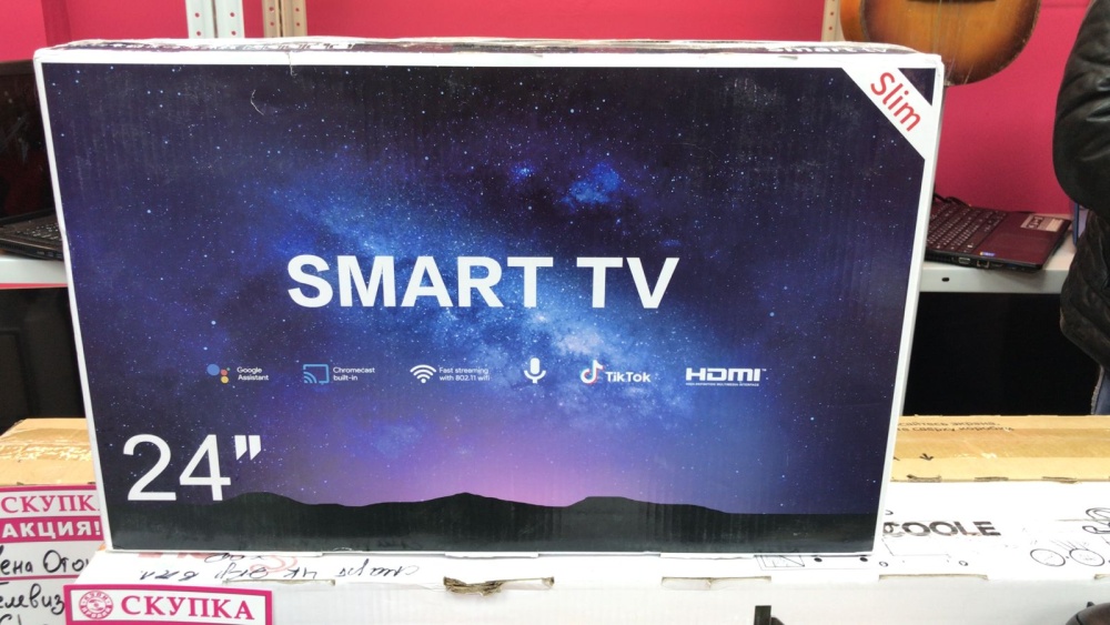 /Телевизор Smart 24*