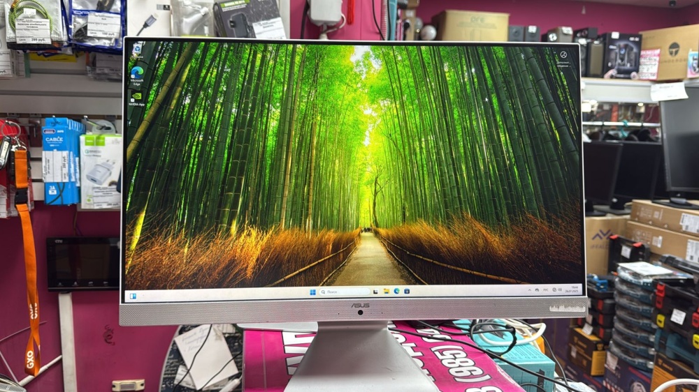 Моноблок Asus Core i3(8)12\128
