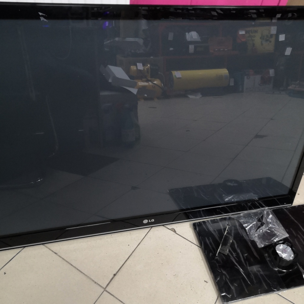 Телевизор LG50  рт353