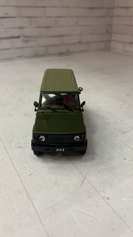 Игрушка машинка
