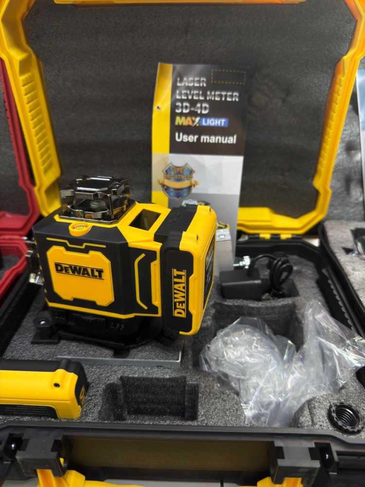 Лазерный уровень DeWalt