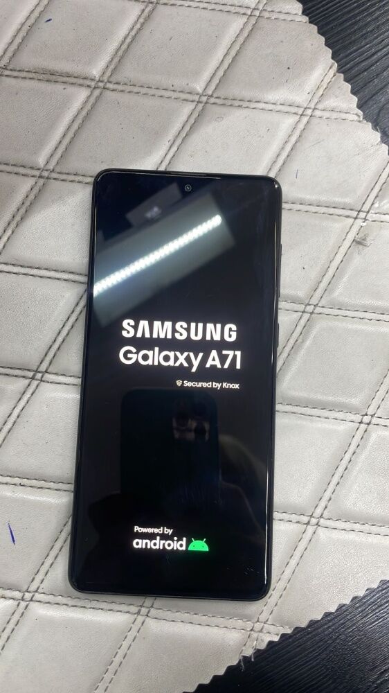 Смартфон Samsung A71 6/128