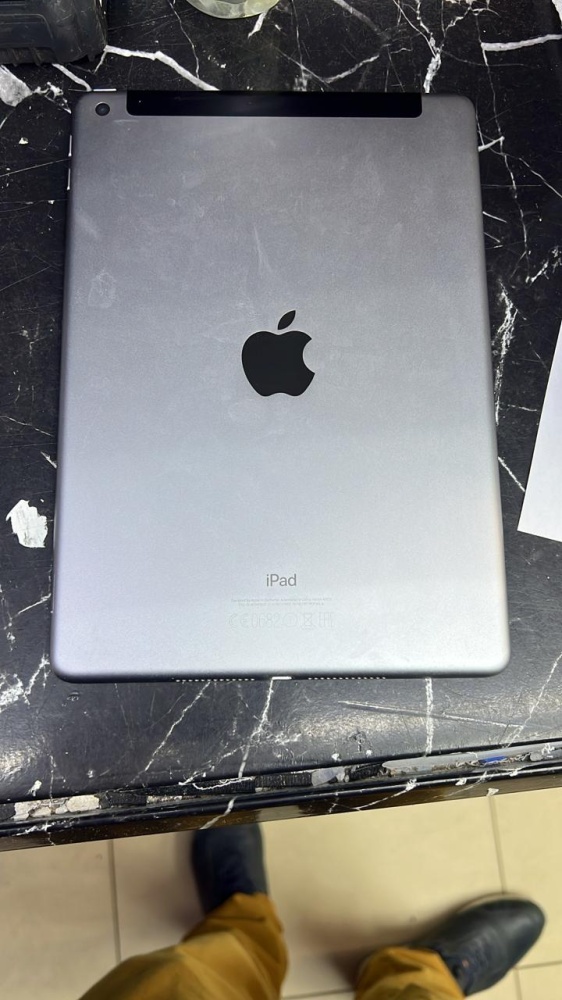 Планшет Apple iPad 5 A1823 (2017)