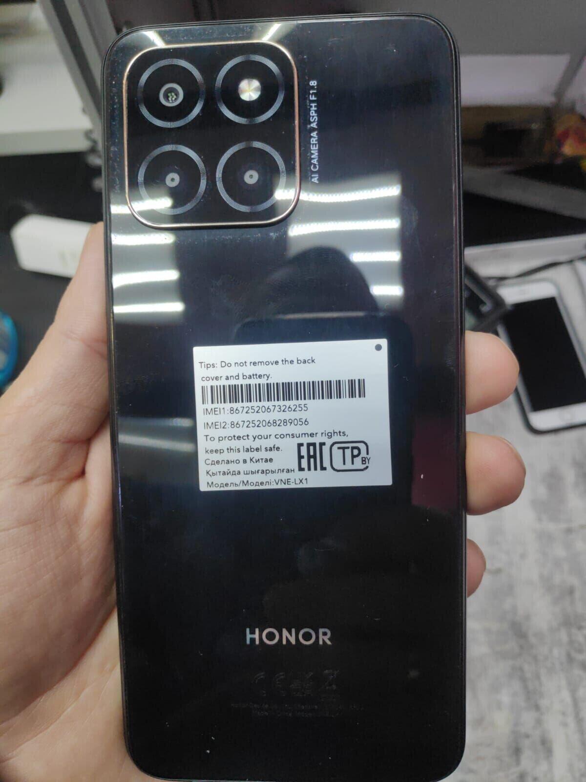 Смартфон Honor X6 464 б/у купить в Москве в магазинах «Скупка» (Артикул:  888722 ) с доставкой: цена 8 999 ₽, отзывы