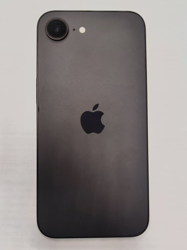 Смартфон iPhone 16e (128 гб)
