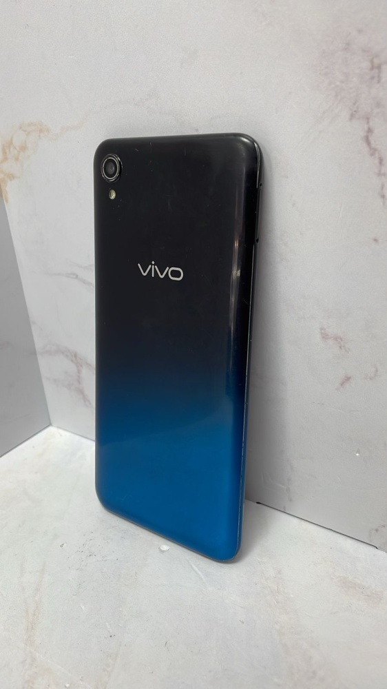 Смартфон Vivo 1820 2/32
