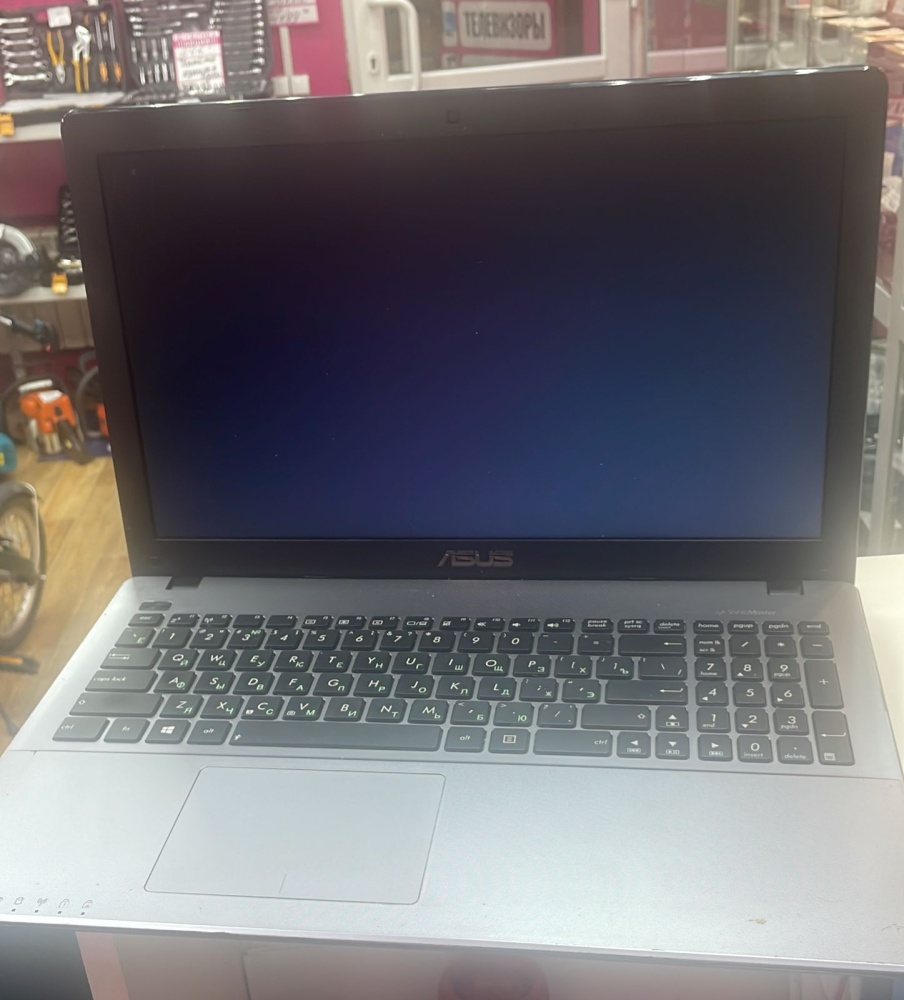 Ноутбук ASUS x550c