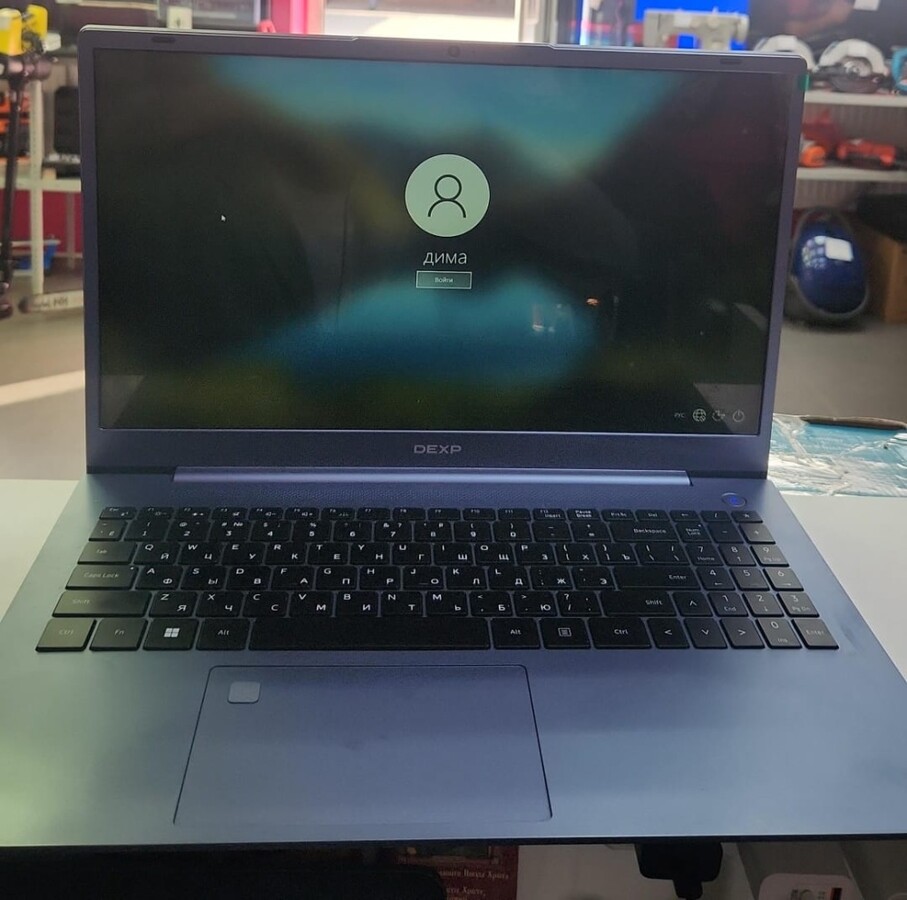Ноутбук Dexp Atlas i5/16gb/120ssd