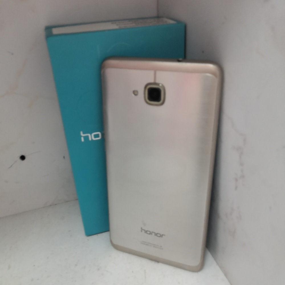 Смартфон Honor 5C 2/16