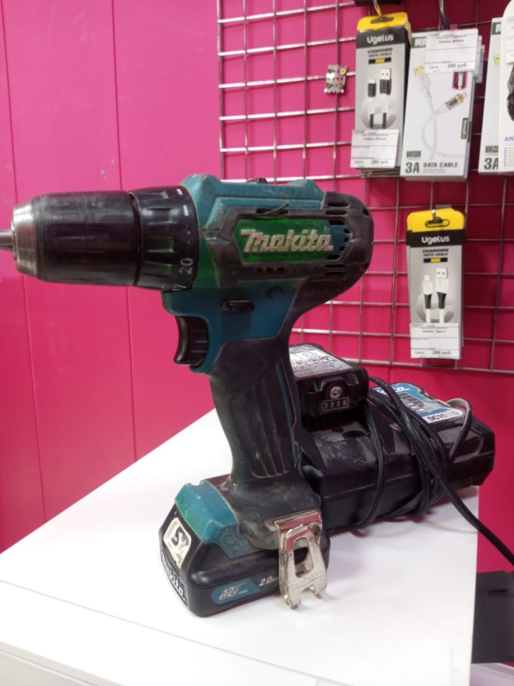 Шуруповерт Makita df333d