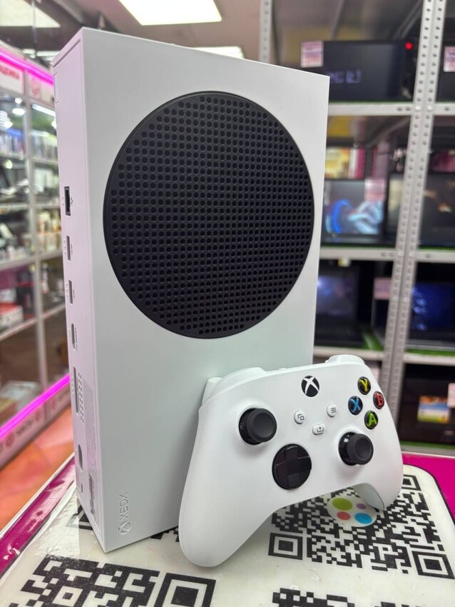 Игровая приставка XBOX Series S