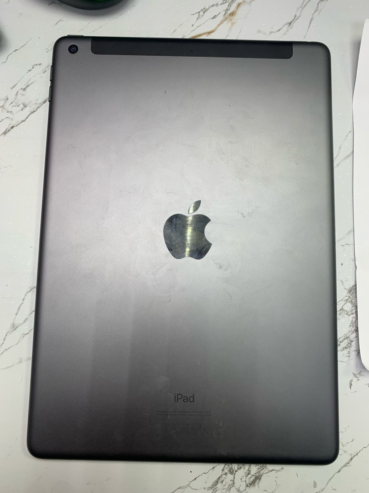 Планшет Apple iPad 8