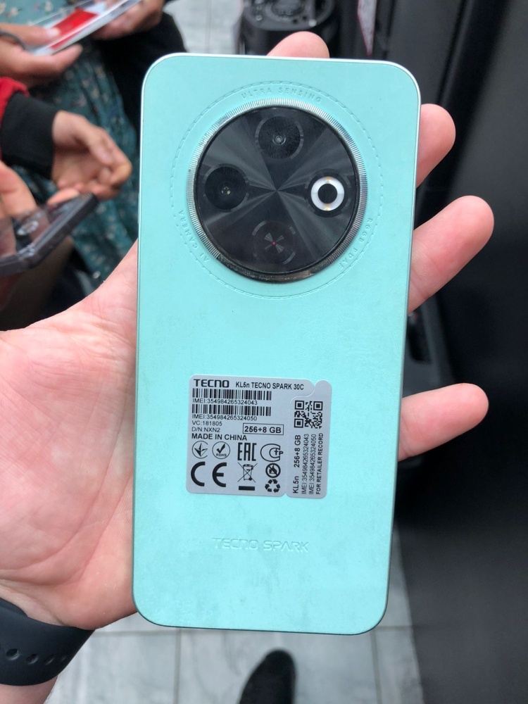 Мобильный телефон Tecno Spark 30c