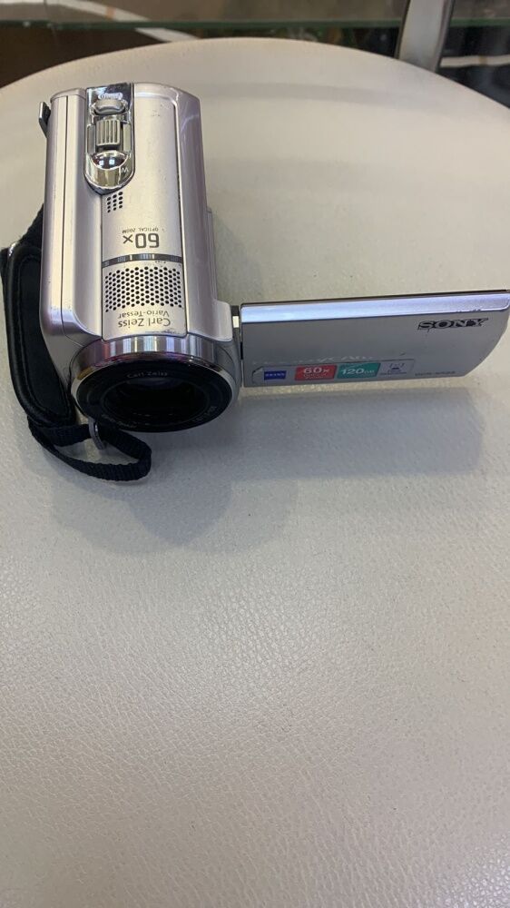 Видеокамера Sony Dcr-sr88
