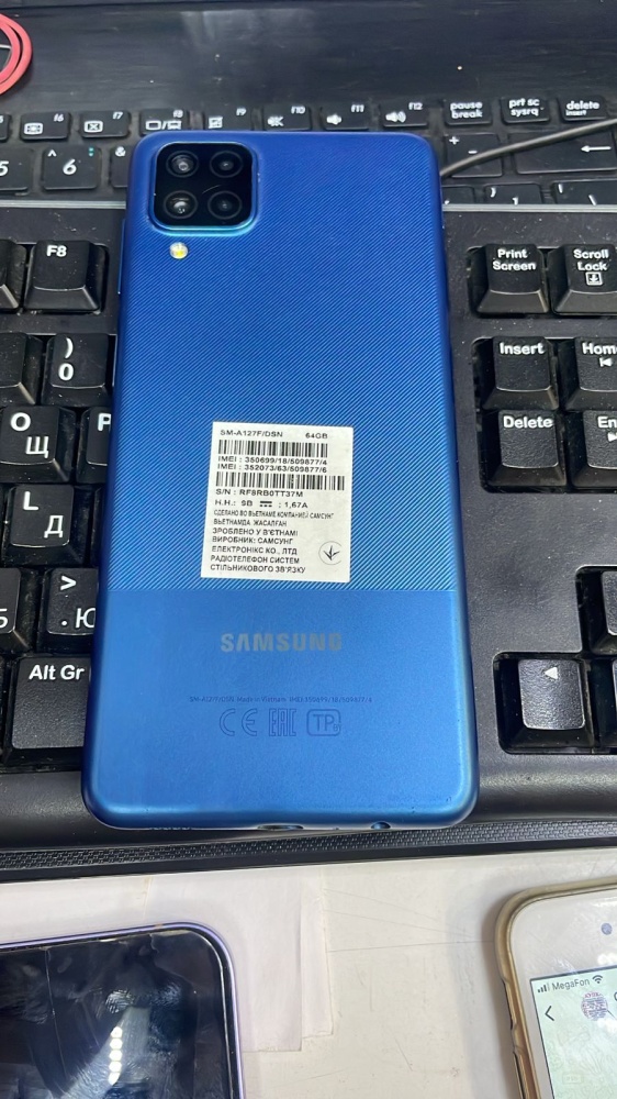 Смартфон Samsung A12