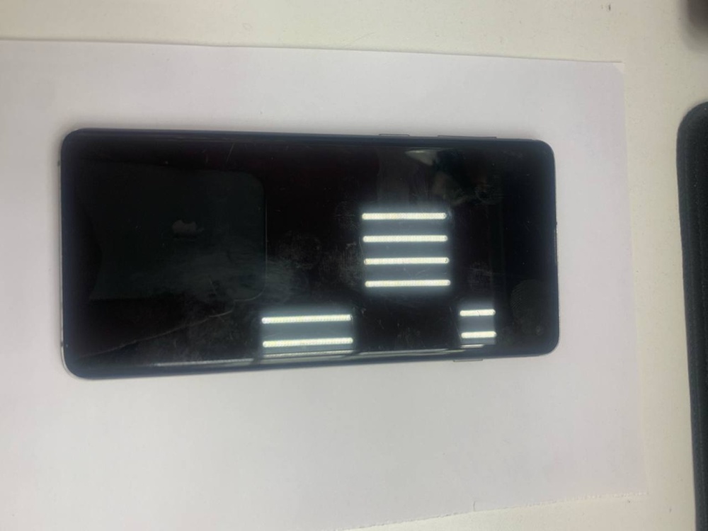 Смартфон Samsung S10  8/128