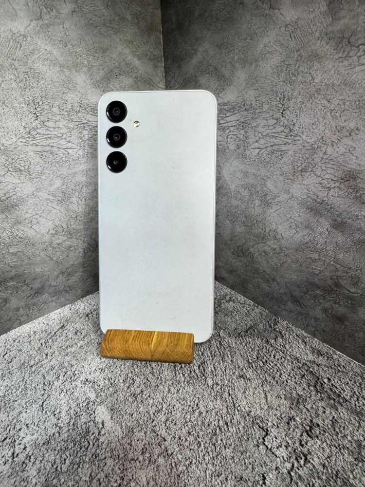 Смартфон Samsung A16 8/256