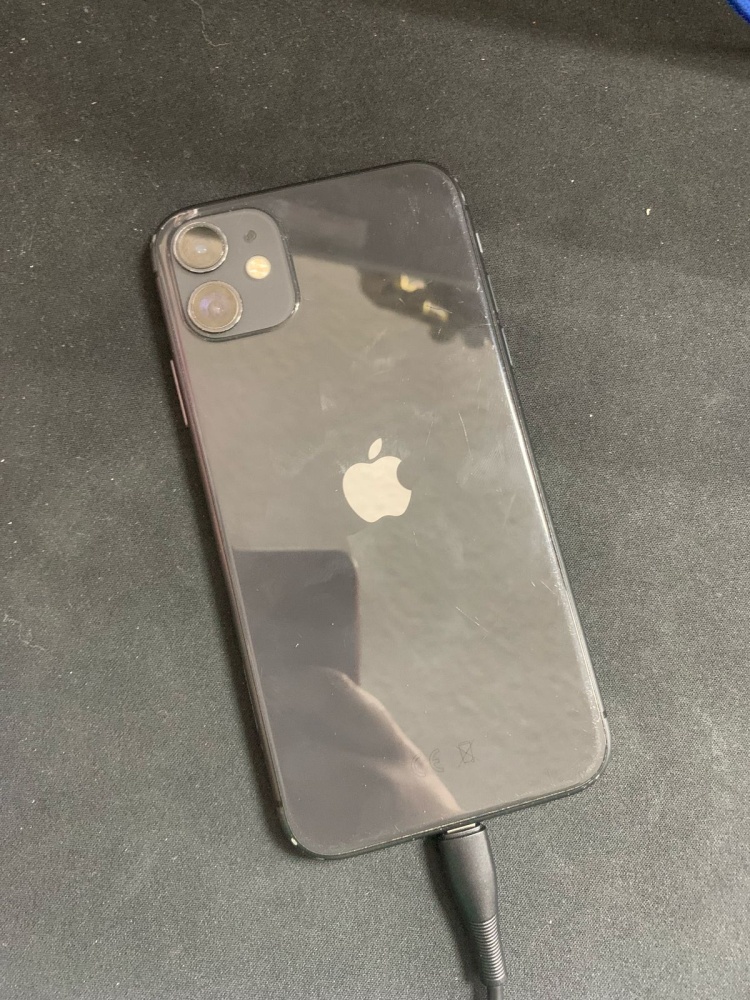 Смартфон iPhone 11 64Gb