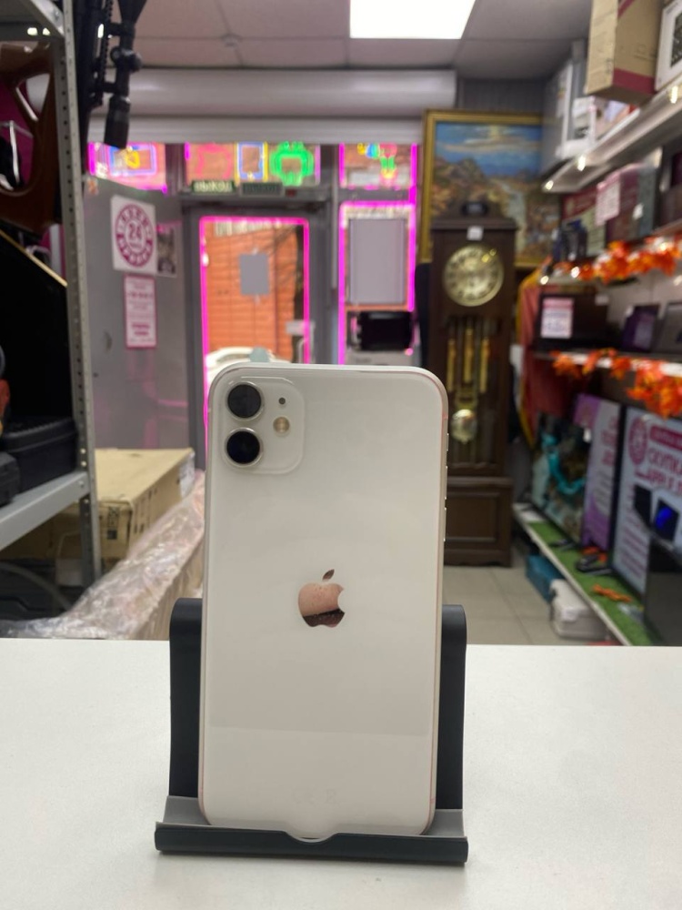 Смартфон iPhone 11 128 Gb