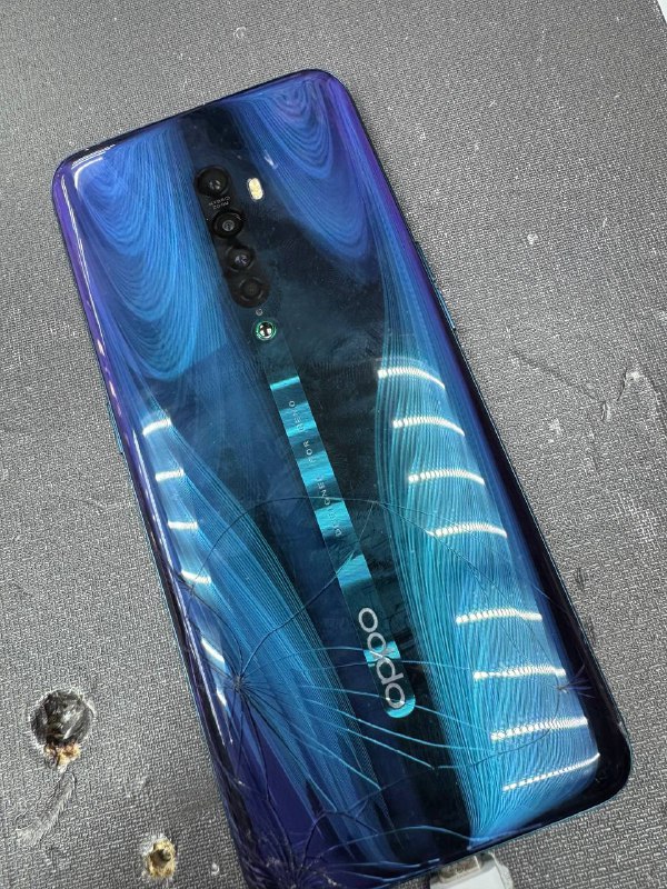Смартфон Oppo Reno 2
