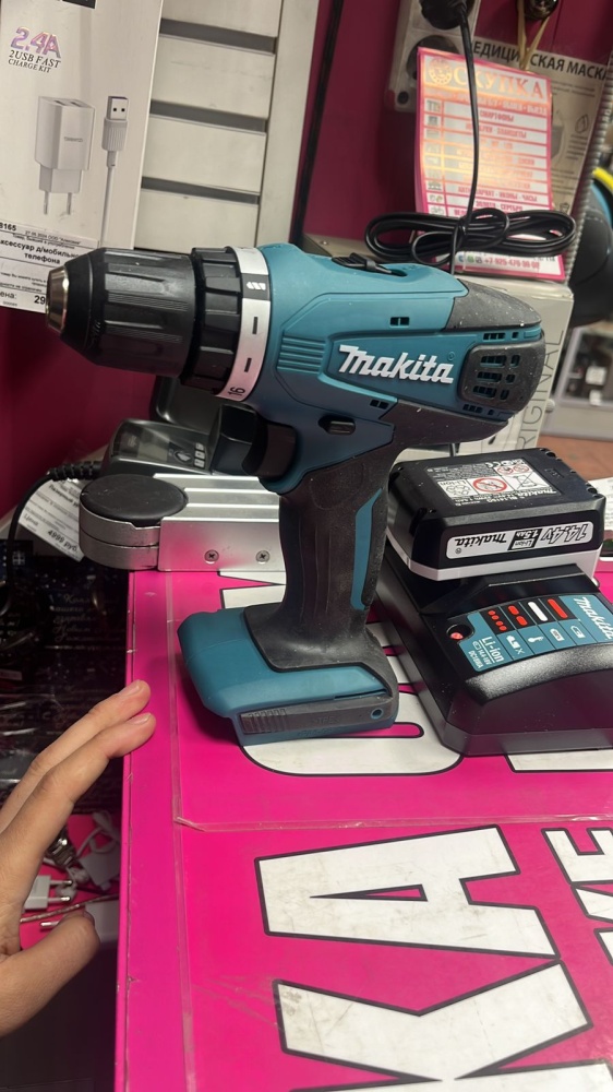 Шуруповерт Makita DF347D